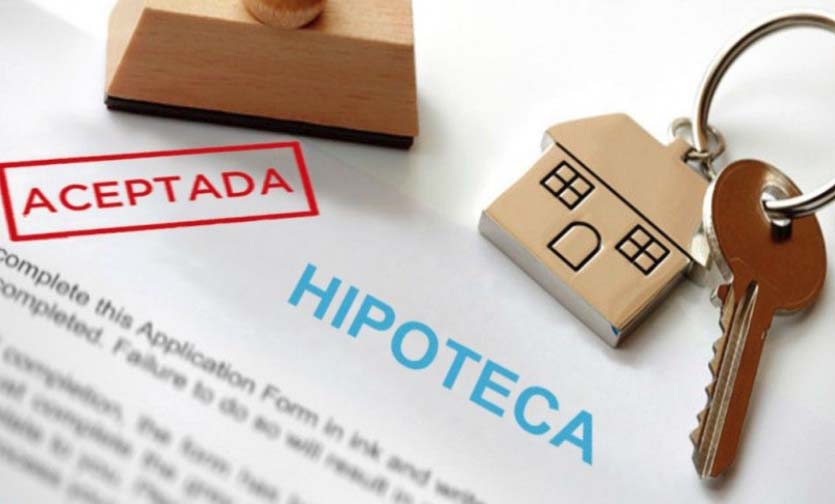 Nuevos requisitos de formación y transparencia para quien comercializa o asesora sobre préstamos hipotecarios.